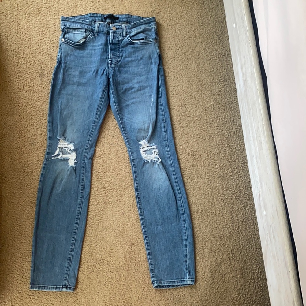 forever 21 ripped skinny jeans